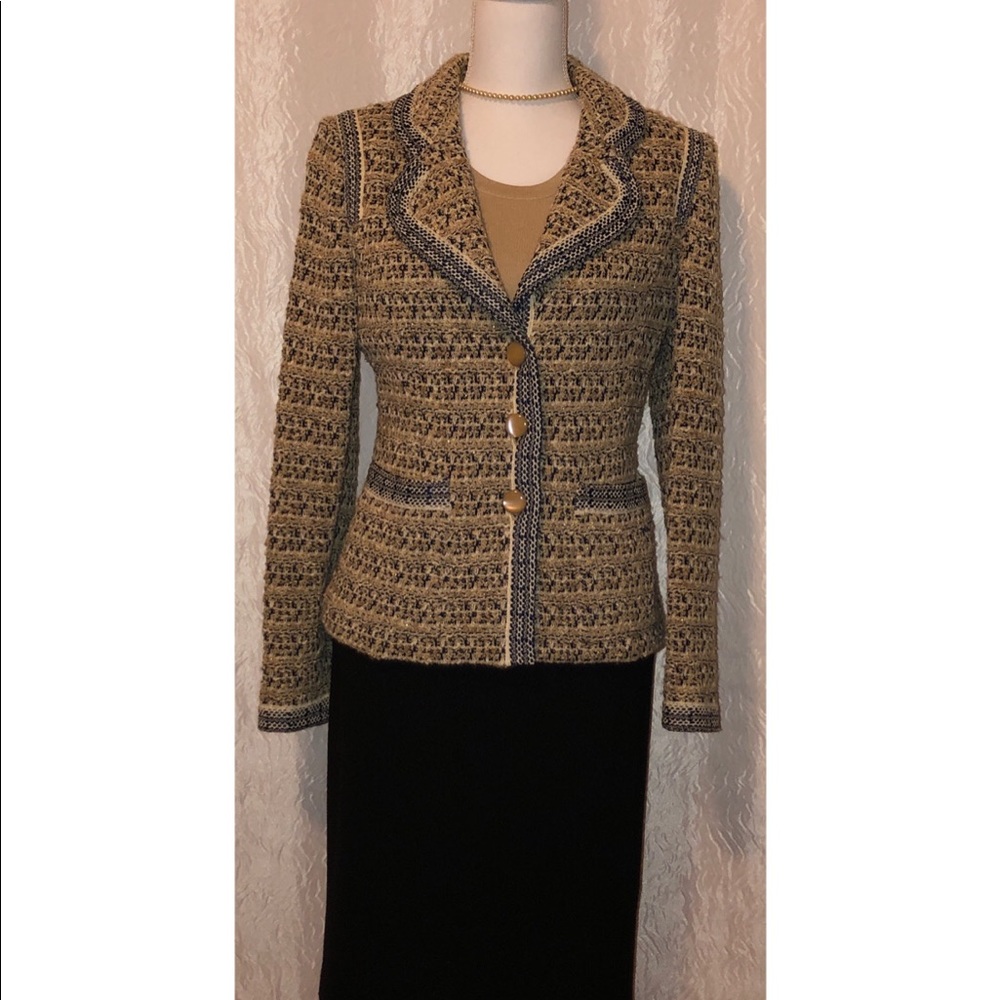 St. John Blazer Size 8